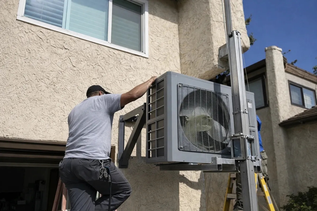 installing heat pump