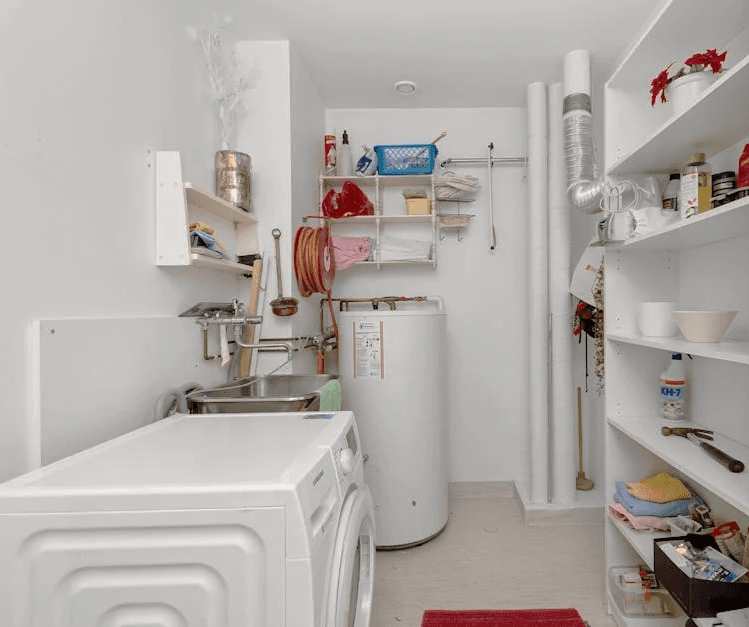 Gallery image 6929899ae7eb31812746b24f